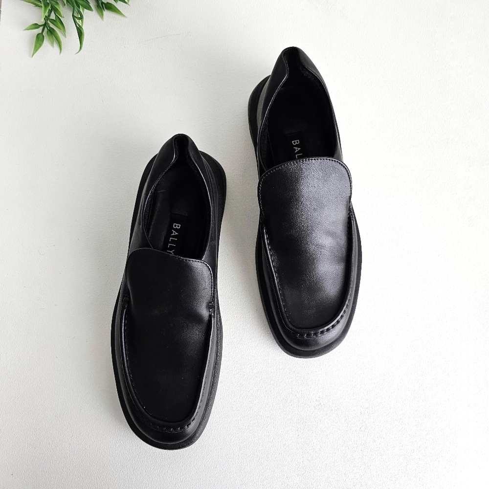 Bally Men’s Black Leather Loafers US 8 Made in Portugal VTG Luxury - Like NEW